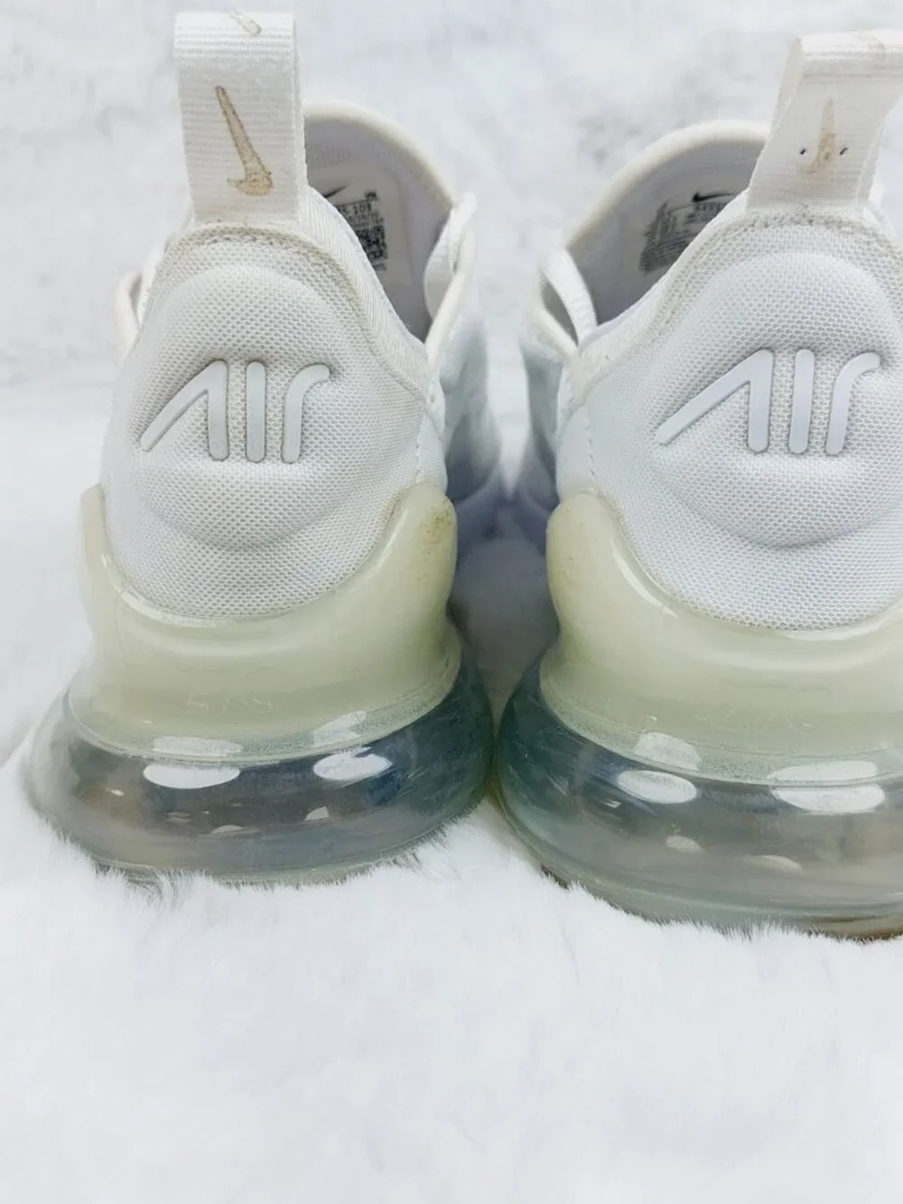 Nike Air Max 270 Girls' White Metallic Silver Lace-Up Low Top Sneakers Size 5Y